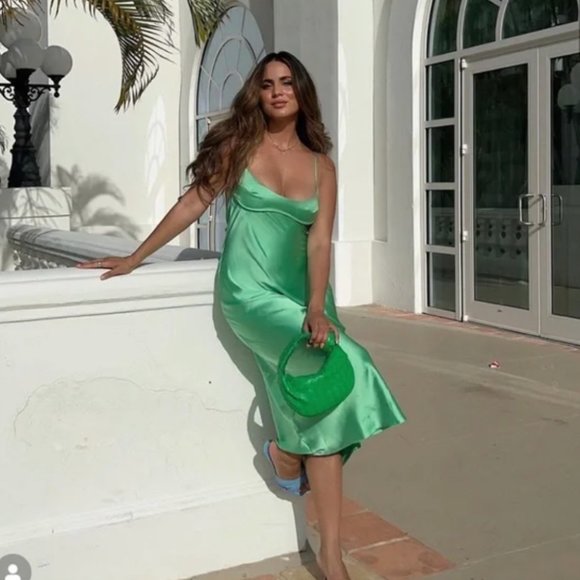 ZARA Mint Green Satin Effect Open Back Midi Maxi Dress $59.90 - Picture 5 of 17
